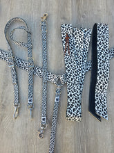 Load image into Gallery viewer, Snow leopard tack set