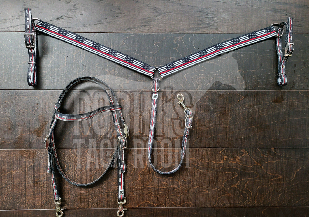 Thin red line headstall and breastcollar.