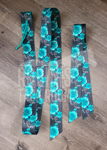 Load image into Gallery viewer, Black and teal roses latigo and off billet set
