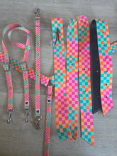 Load image into Gallery viewer, Retro checkers tack set
