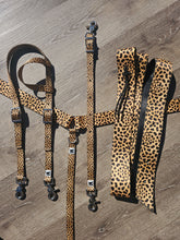 Load image into Gallery viewer, Cheetah tack set
