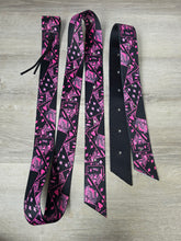 Load image into Gallery viewer, Neon cards latigo and off billet set
