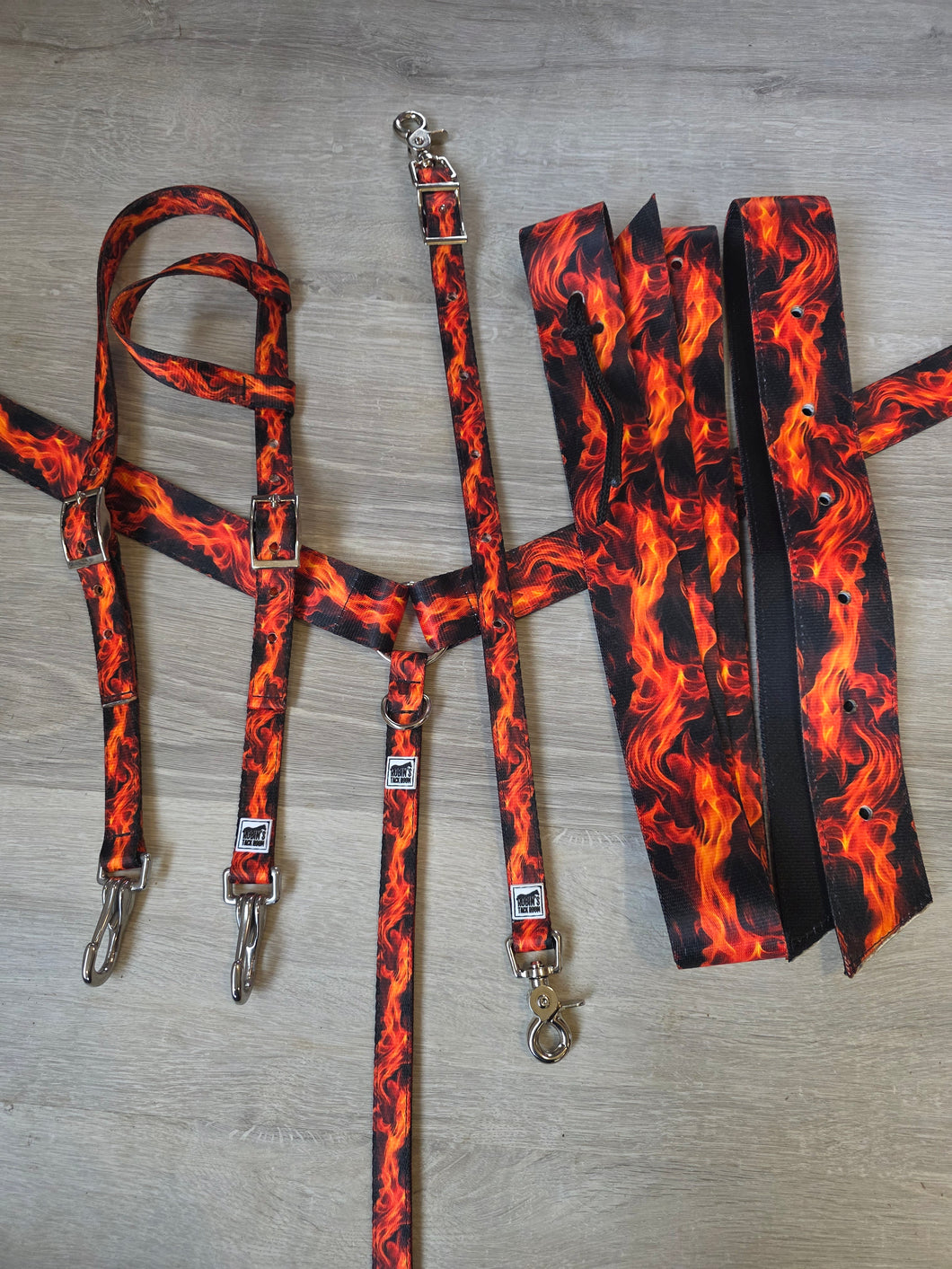 Fire tack set