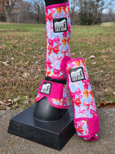 Load image into Gallery viewer, Bows splint boots
