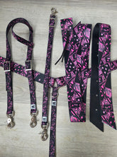 Load image into Gallery viewer, Neon cards tack set
