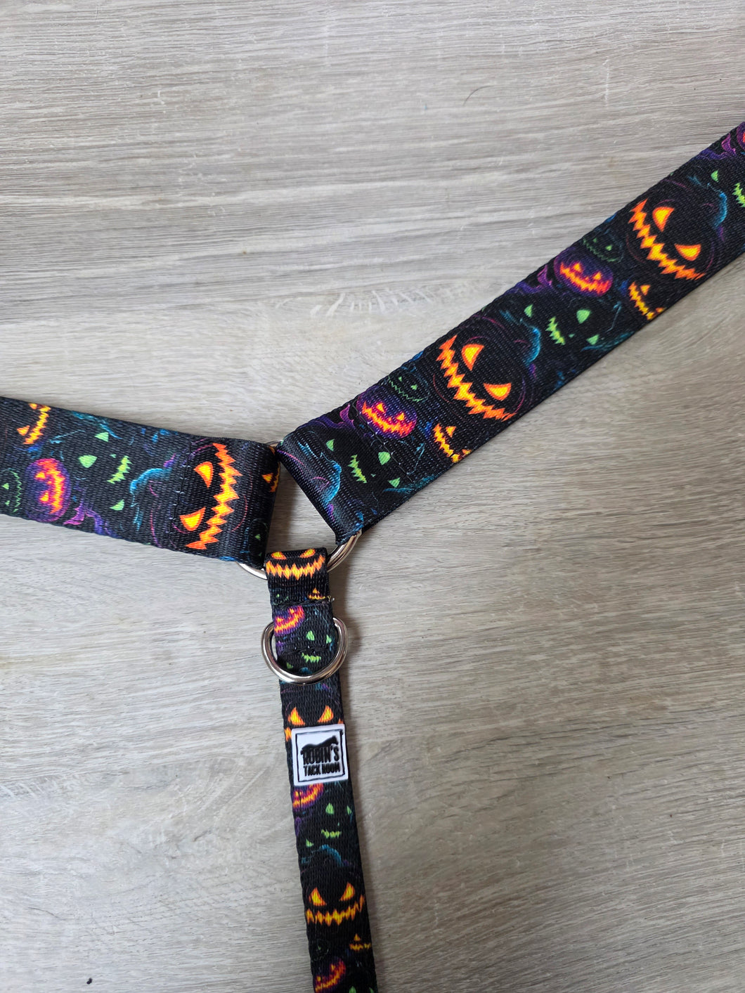 Scary pumpkins breastcollar