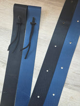 Load image into Gallery viewer, Navy latigo and off billet set

