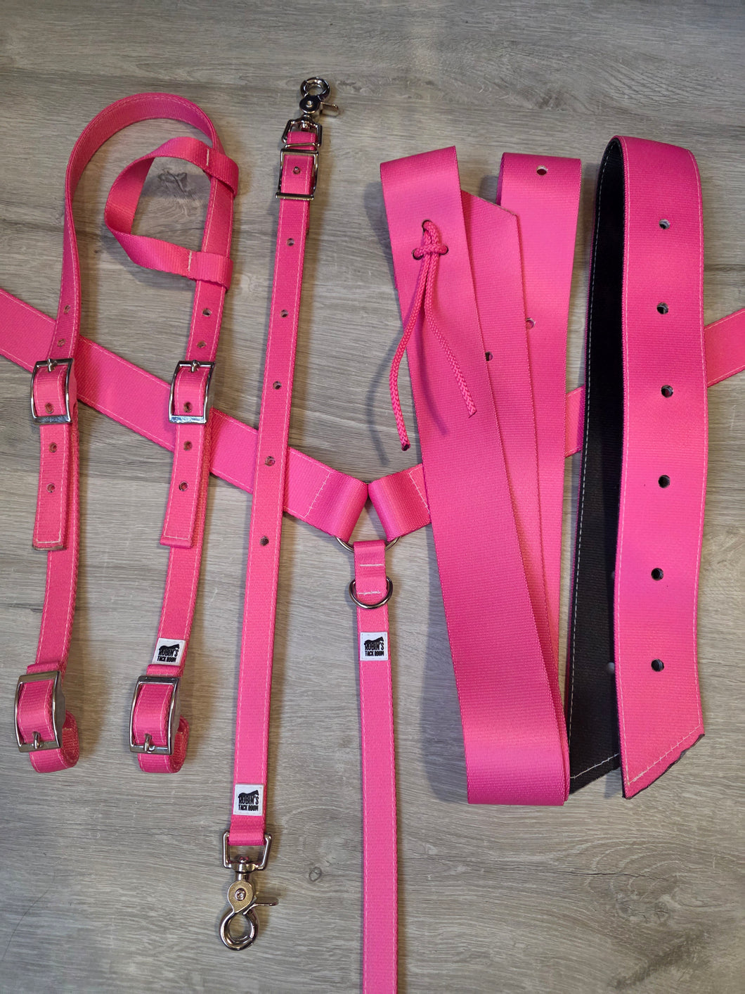 Solid pink tack set