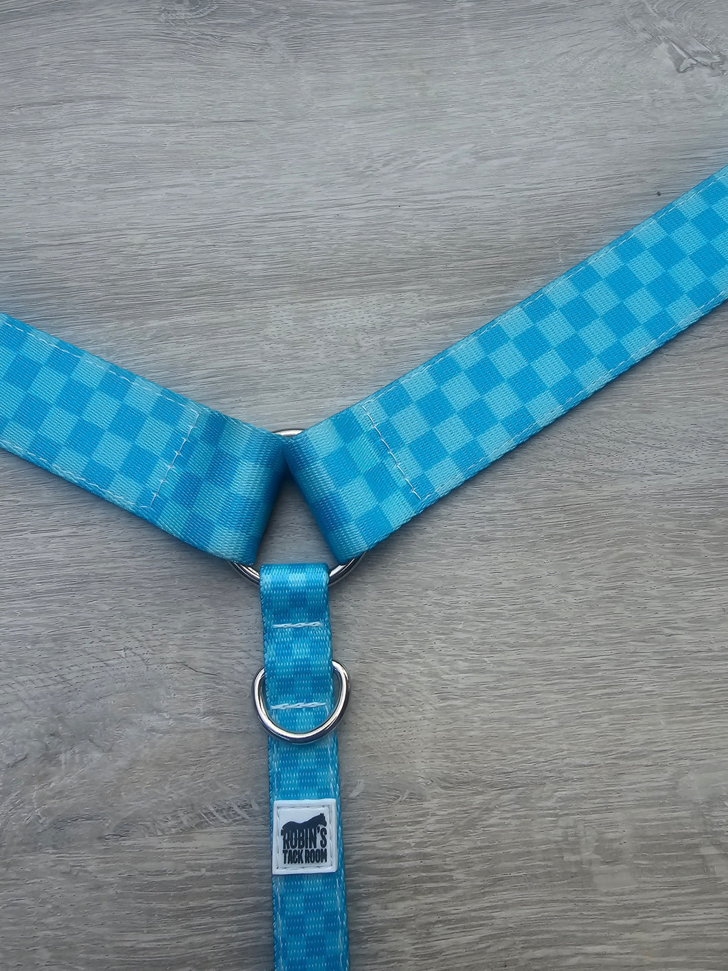Blue checkered breastcollar